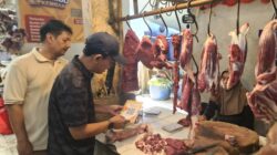 Memasuki Ramadhan, Harga Sembako dan Daging di Pasar Anyar Relatif Stabil