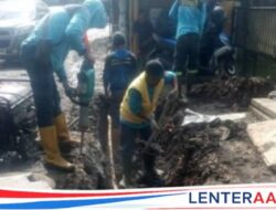 Pemkot Tangerang Bongkar Drainase Tertutup Bangunan di Neglasari