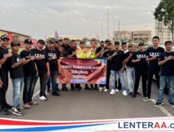 AMKEI Tangerang Raya Tebar Kebaikan Ramadan, Bagikan Takjil Gratis di Simpang Gading Serpong