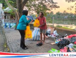 Mahasiswa STISNU Nusantara Tangerang Berbagi Takjil, Tebar Kepedulian di Bulan Ramadan 1447 H