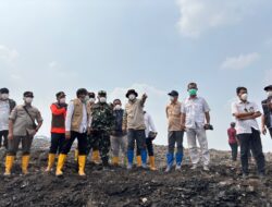 Tinjau Kebakaran TPA Jatiwaringin, Anggota DPRD Banten F-PKB Syarifudin Salwani Desak Penanganan Cepat dan Mitigasi Jangka Panjang